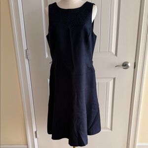 Elegant Navy Sleeveless Dress